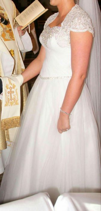 Suknia ślubna księżniczka biała