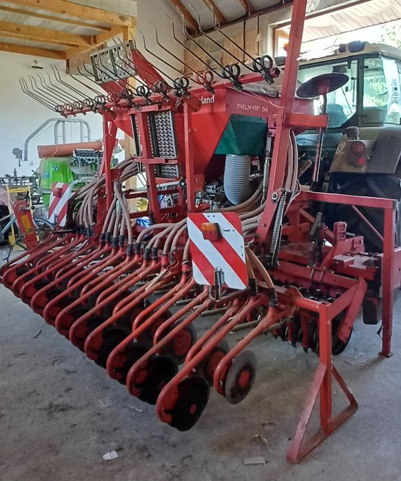 Agregat uprawowo  siewny 3m  Kverneland