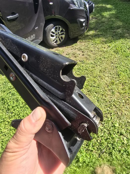 Lewarek podnośnik Volvo XC70II P2