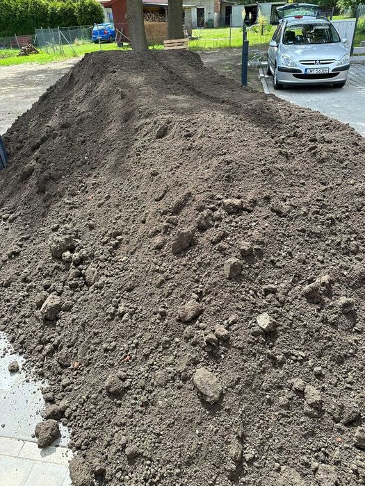 Ziemia ogrodowa, Ziemia przesiewana, Humus,  Czarnoziem,