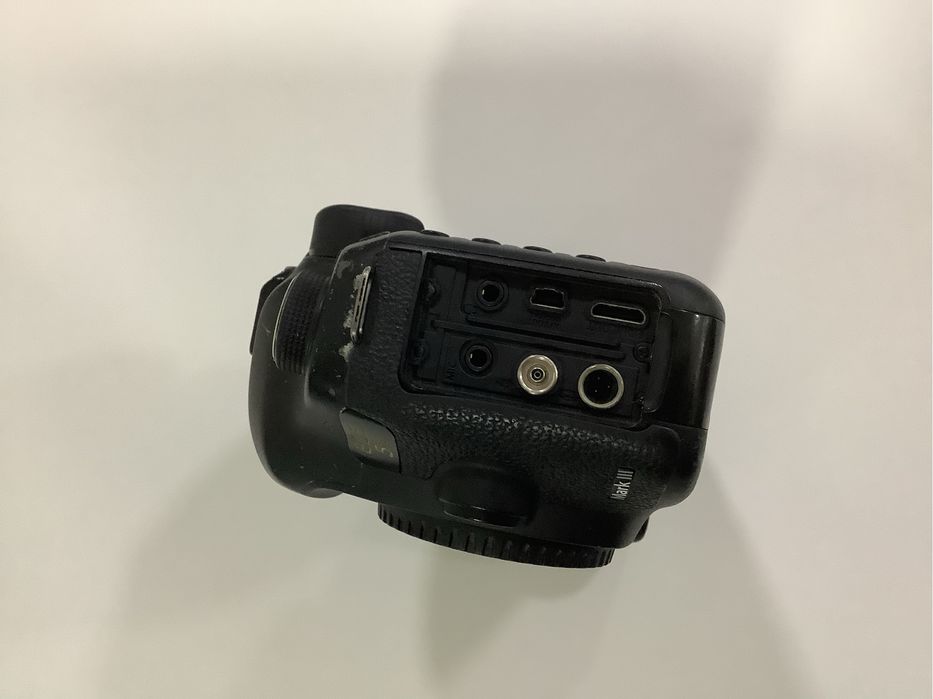 Canon EOS 5D Mark III