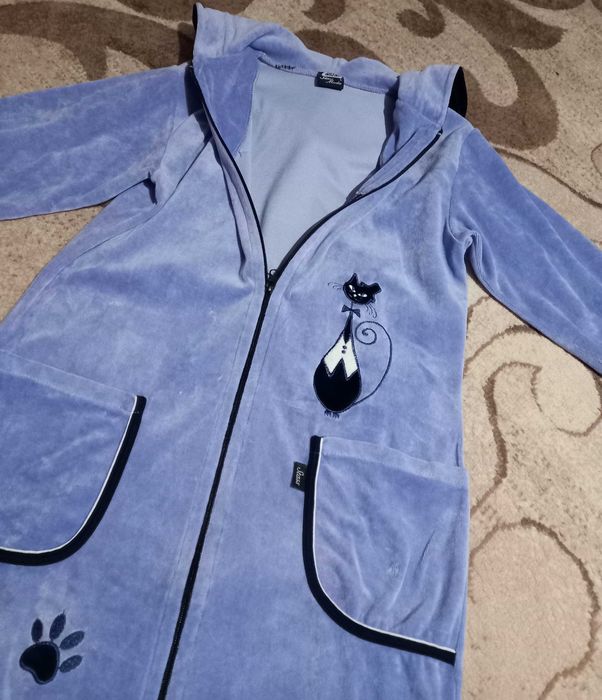 Продам велюровий халат