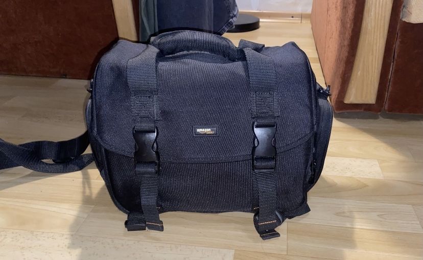 Сумка Amazon Basics для техніки (фотоапарата)