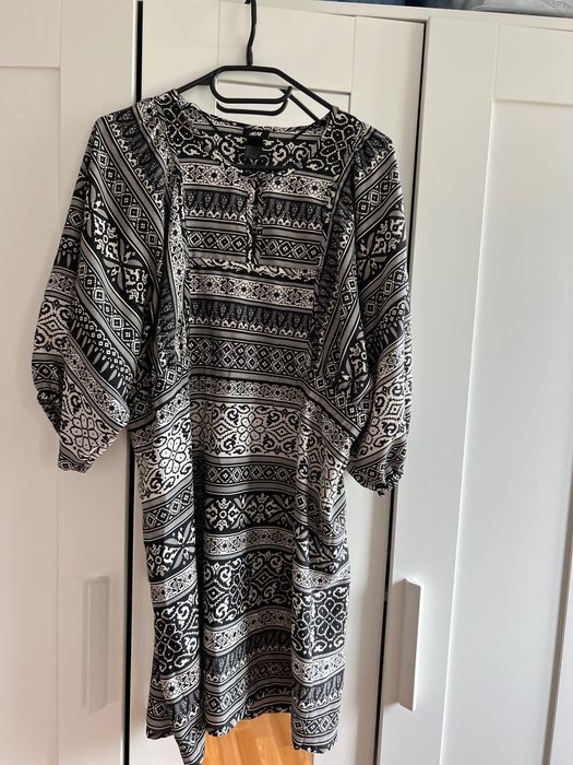 Lekka letnia sukienka H&M
