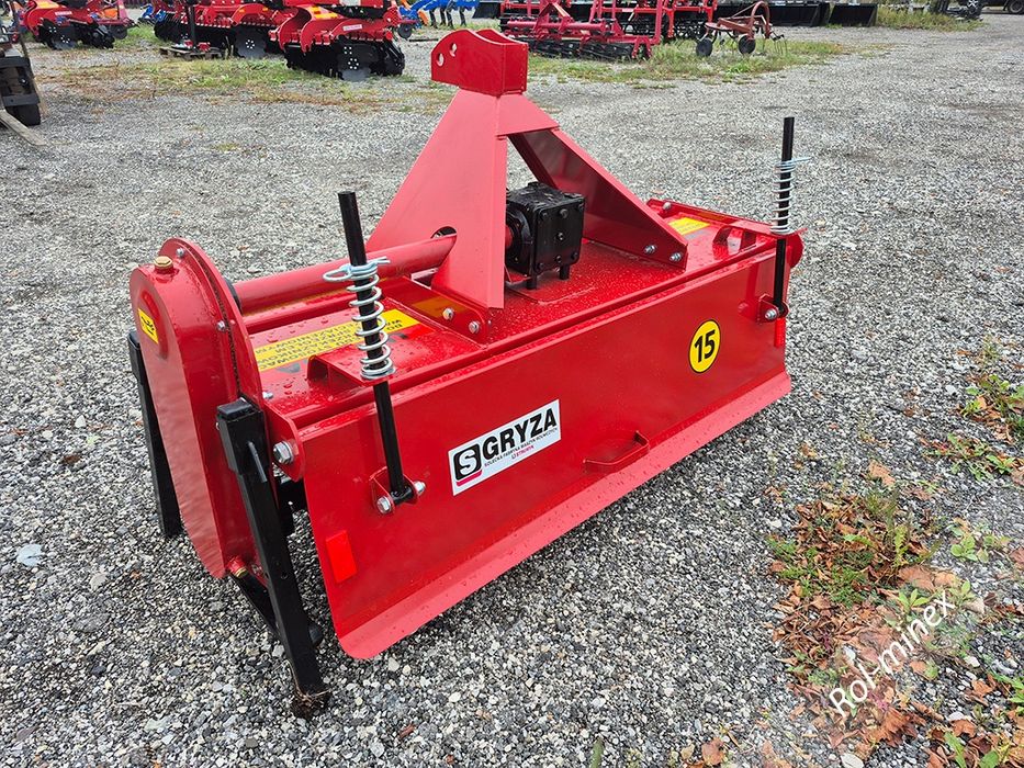 Glebogryzarka firmy STRUMYK Gryza Transport