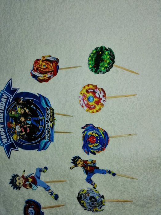 Topo para bolo de aniversário criança, tema Beyblade