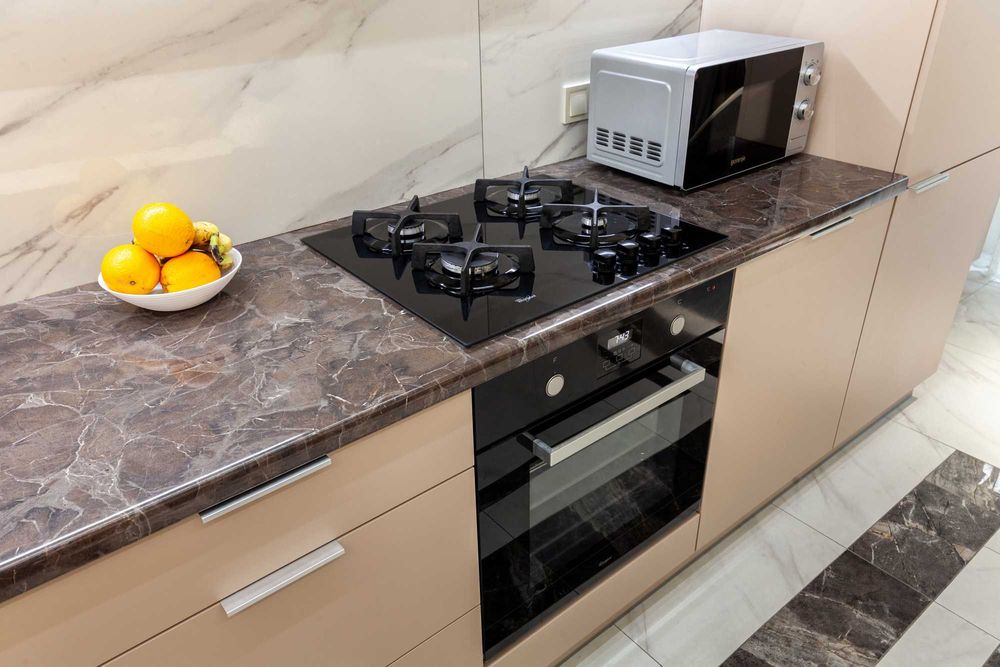 Апартаменти у новобудові з балконом