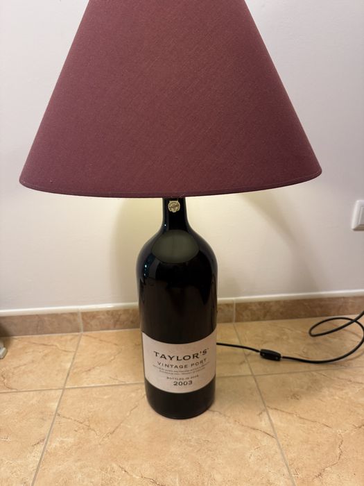 Candeeiro Taylors Vintage port