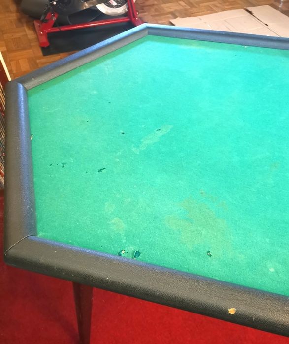 Mesa de jogo exagunal 6 lugares