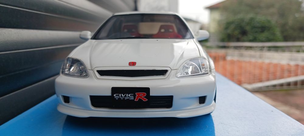 Vendo miniaturas Honda 1/18