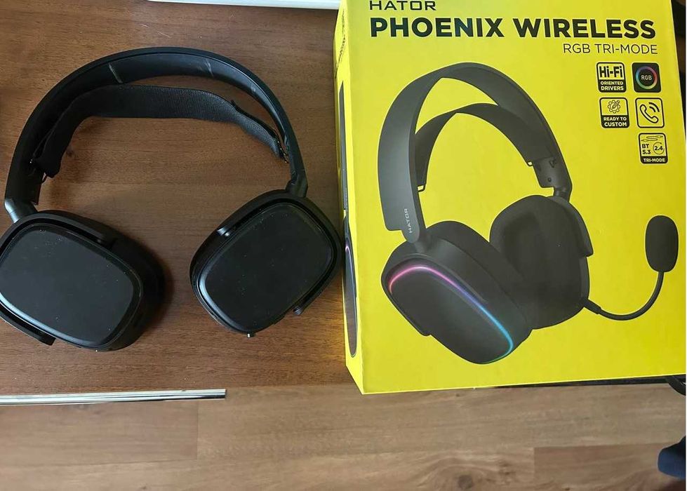 Наушники HATOR Phoenix Wireless RGB Tri-mode