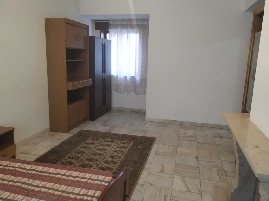 Quarto Estudante perto ESECS/CM leiria Localização TOP