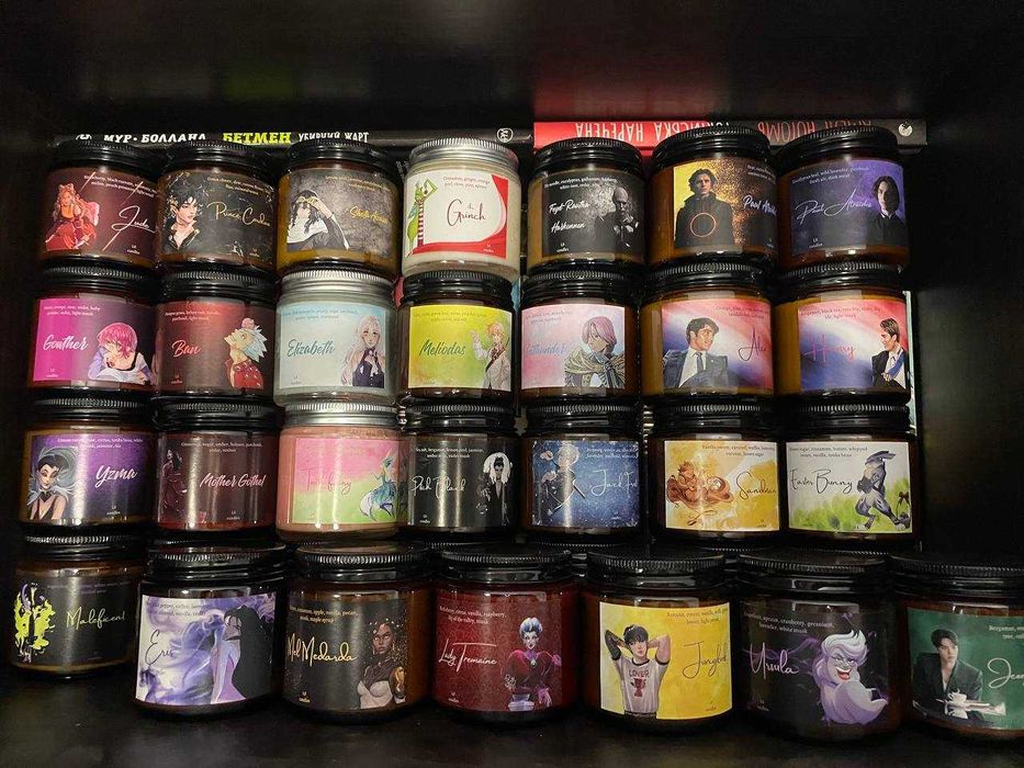 Сюжетні свічки ручної роботи