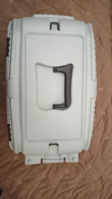 Продам итальянскую переноску для животных до 18 кг. 55  35 34