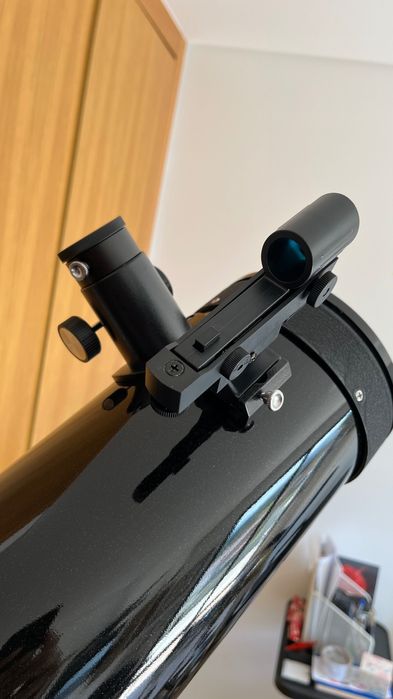 Telescópio Sky-Watcher 130mm 900mm + montagem EQ3 Bresser motor AR