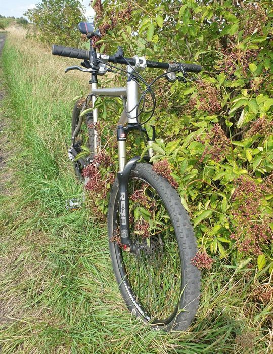 Rower MTB XC Cube Reaction uszkodzona rama 22cale koła 26cali