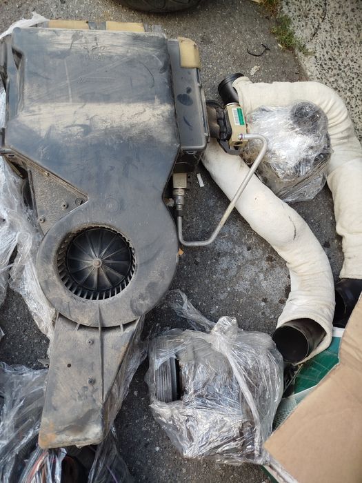 Салон т4 каравела, вся обшивка, клімат, доп пічка