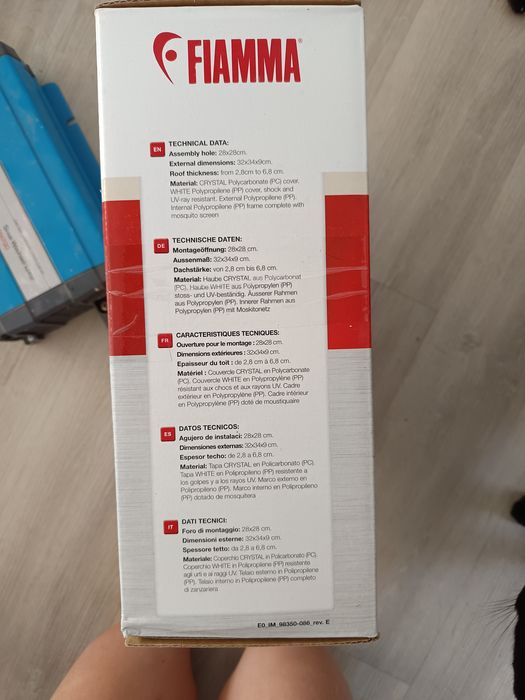 FIAMMA Vent 28 F Nova – Clarabóia com Mosquiteira (Tenho 2)