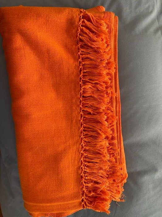 Colcha ou manta de algodão laranja