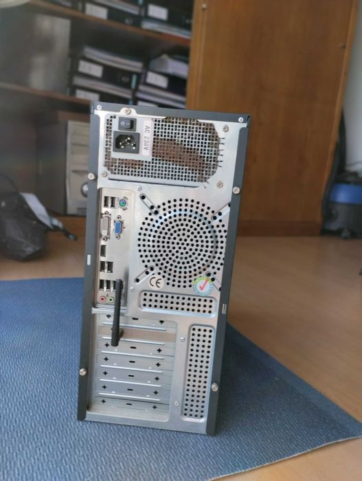 Torre pentium com wi-fi