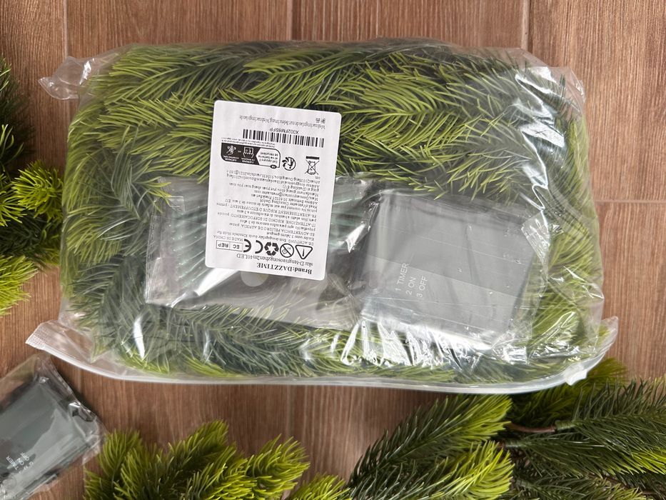 2 Guirlandas de Natal com iluminação 195 cm cada