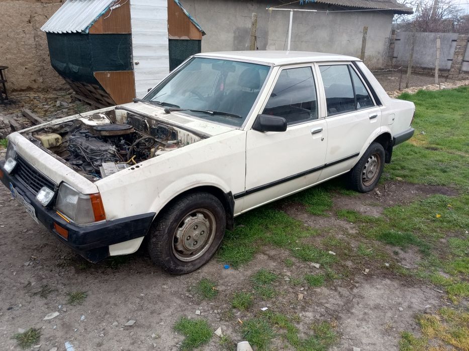 Мазда 323 продам