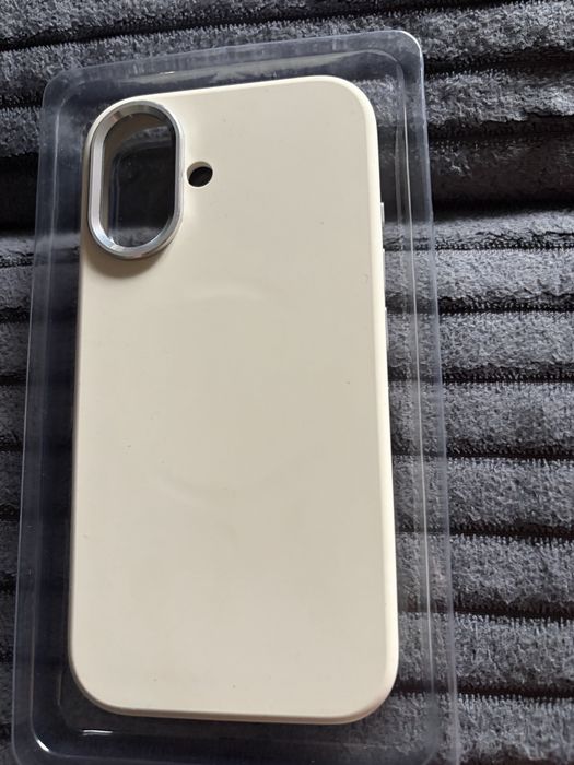 Etiu iphone 16 …
