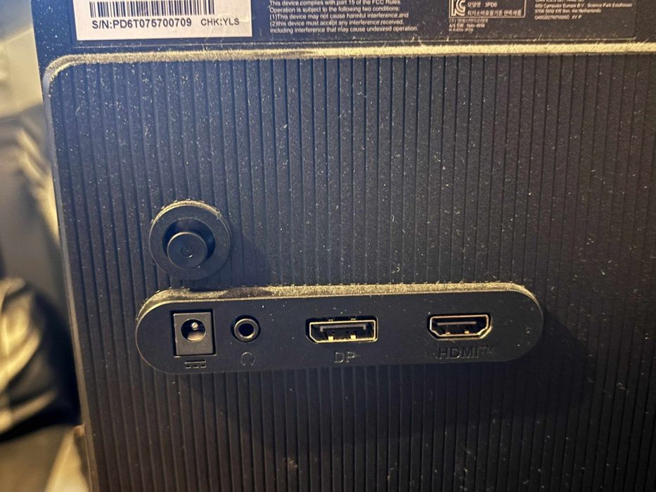 Monitor* prawie nowy