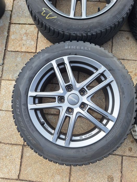 Koła zimowe BMW  2 F44 205 55 r16