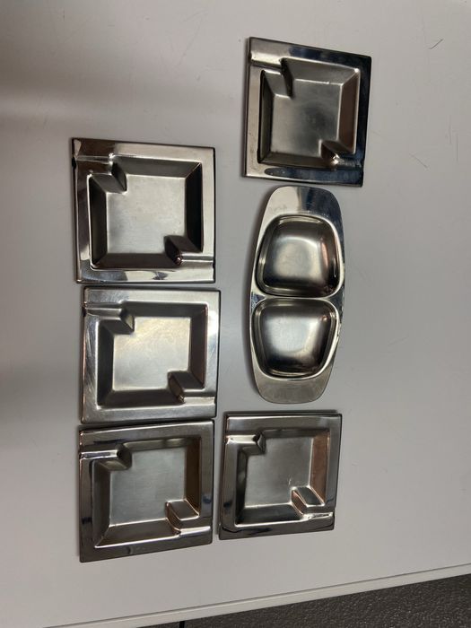 5 cinzeiros de inox e uma azeitoneira