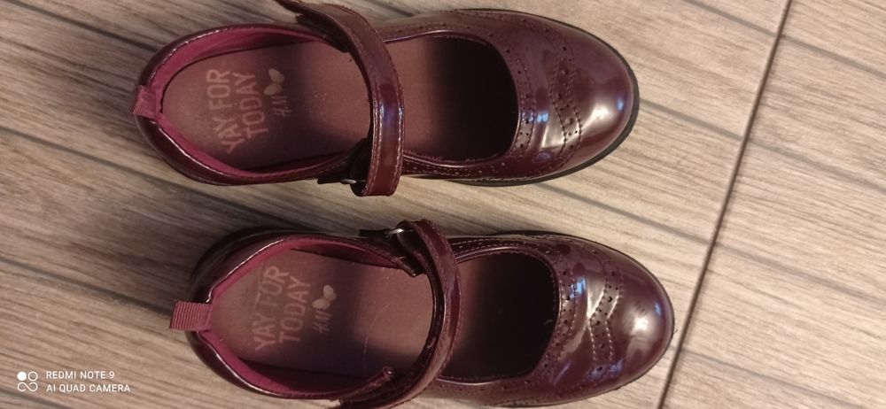 Buty dziewczece 31