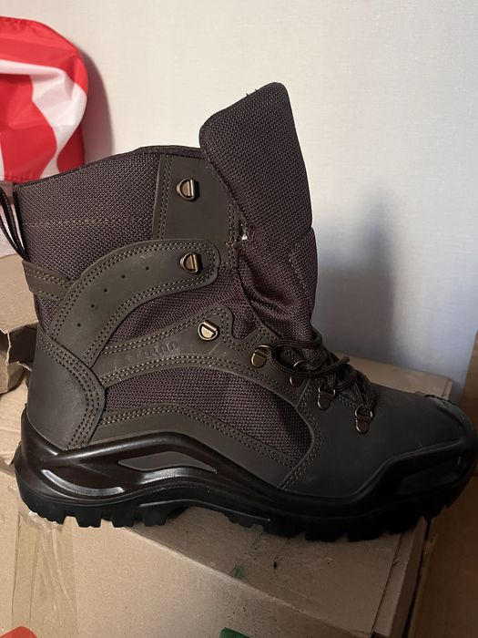 Ботинки. Берцы. Новые