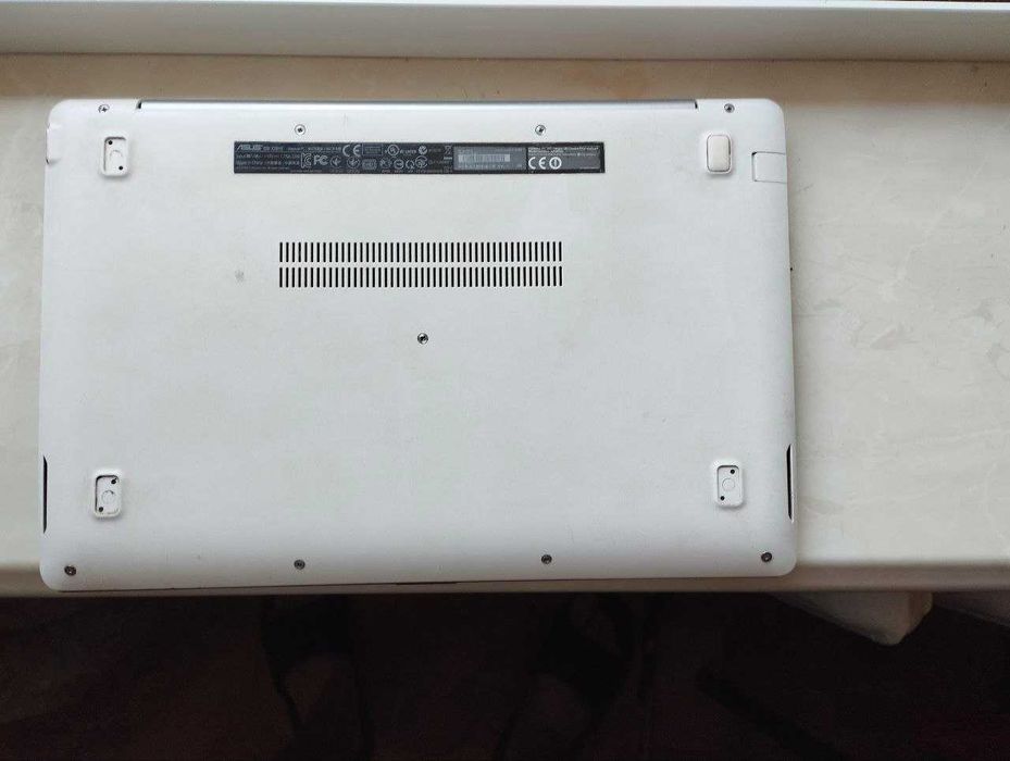 ASUS X201E (X201E-KX002D) White + Зарядка + Нюанс