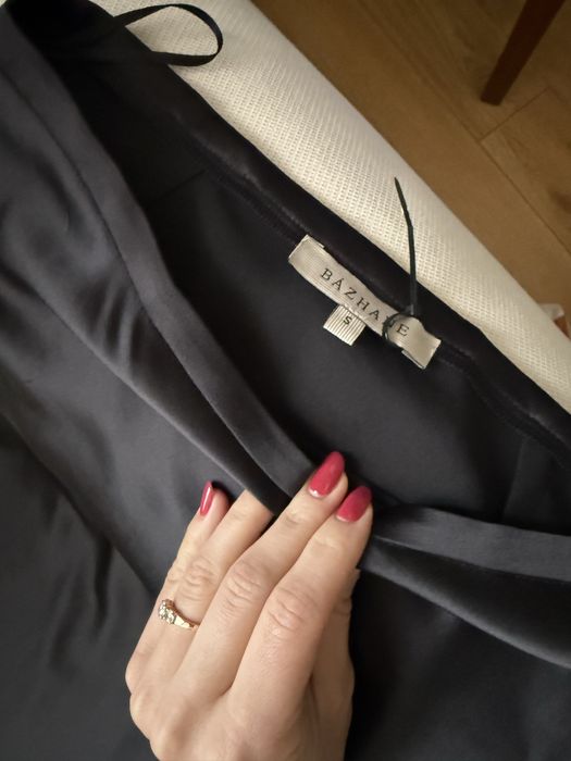 Юбка Bazhane атласна, дуже гарна