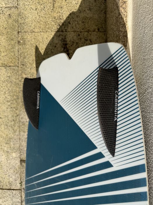 Prancha Kitesurf Cabrinha Spectrum 136x41 (2021) + Pads/Straps
