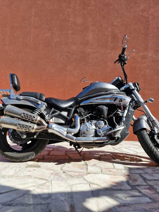 Hyosung Aquila 650