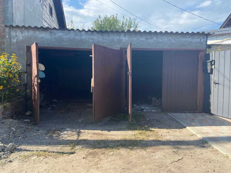 Частина будинку, 3 кімнати, 2 гаража, район Можайського