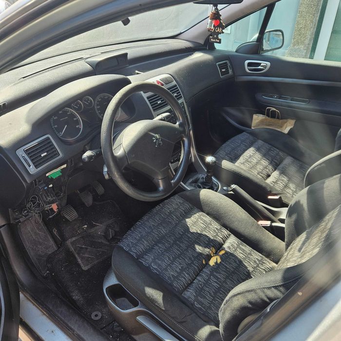 Peugeot 307 1.6 HDI motor avariado 110cv alterado 150cv