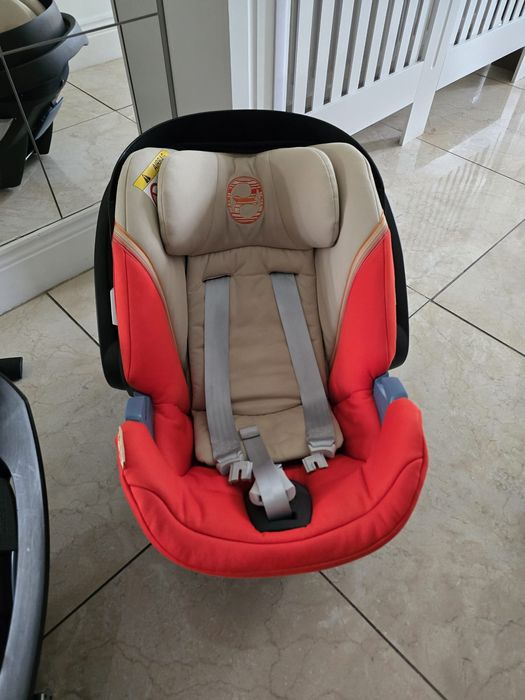 Fotelik Cybex Aton 5 z bazą