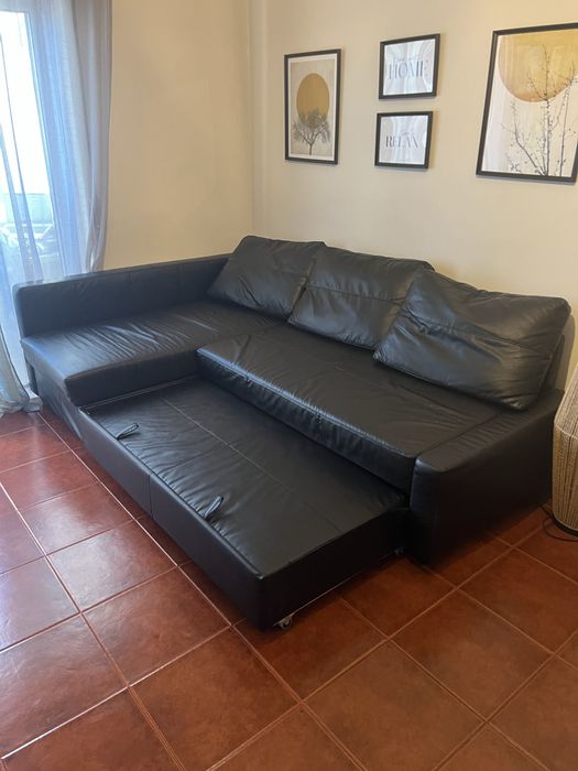 Sofá preto Friheten