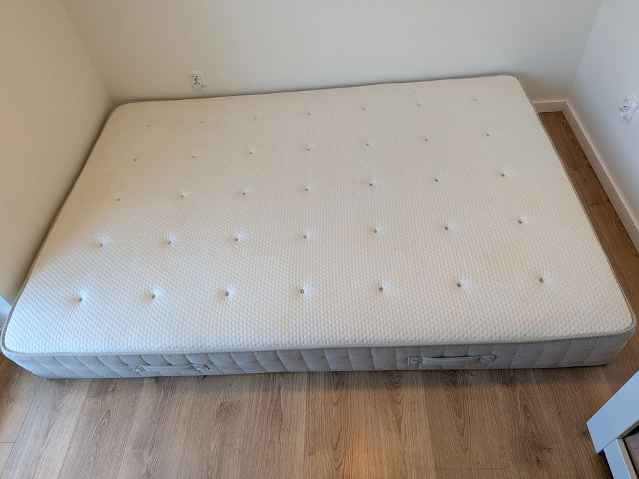Materac 140x200 IKEA Hesseng