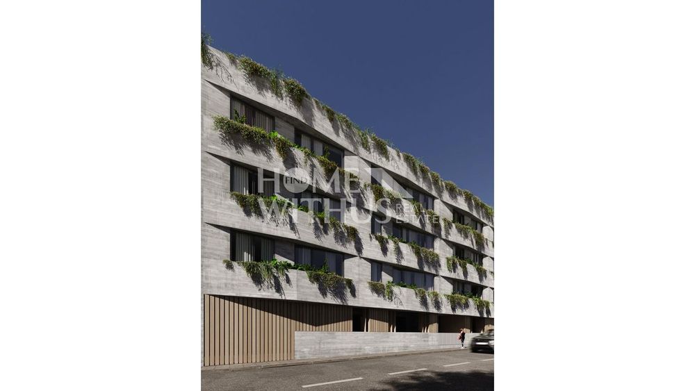 T3 Apartment in Paranhos, Porto