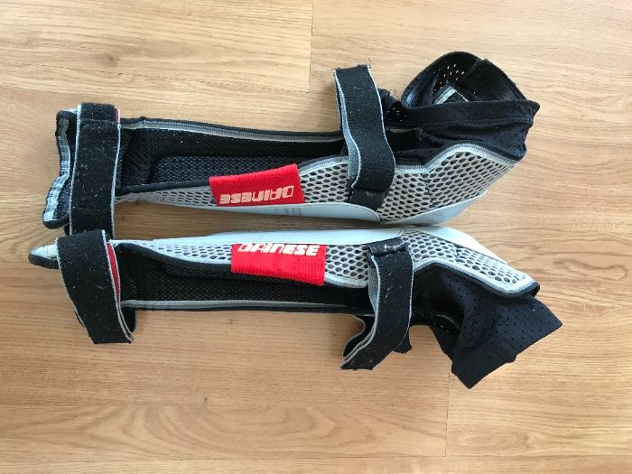 Joelheiras Caneleiras Dainise para mota ou downhill