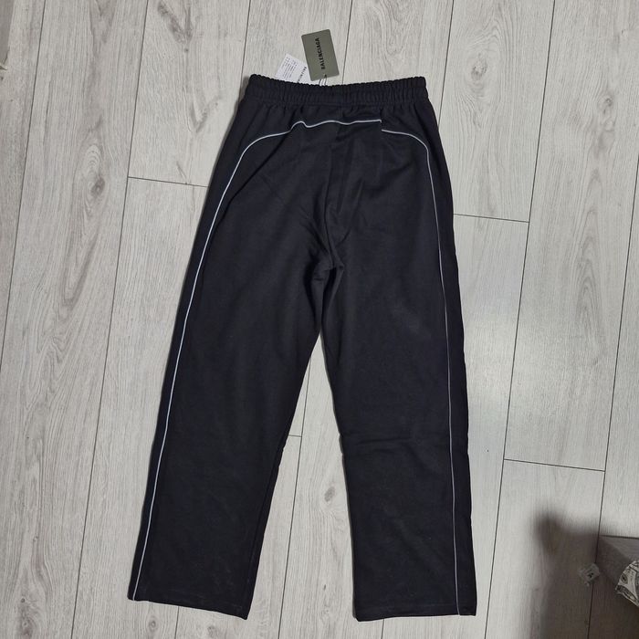 Штани balenciaga штаны balenciaga спортивні штани balenciaga vetements erd maison margiela racer worldwide acne studios