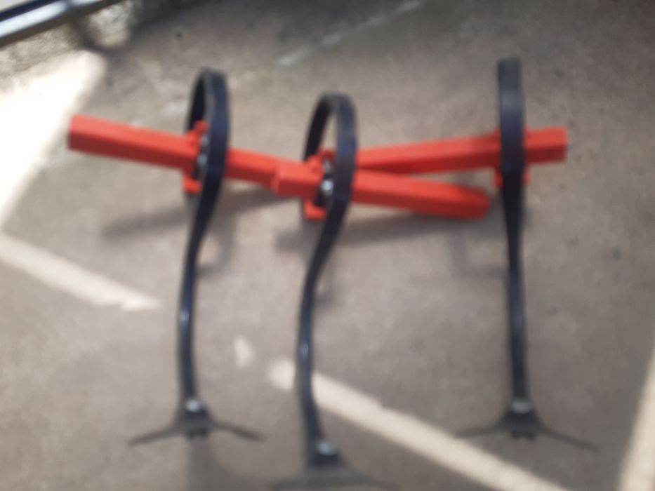 Cultivator-Fertilizer Spreader64729750627458126