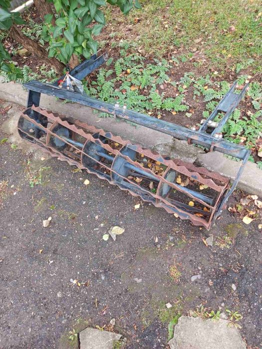 Продам каток з кріпленнями до С/г техніки