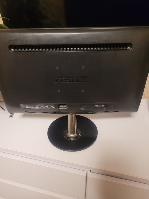 Монитор для компа ASUS