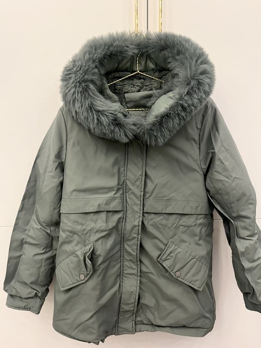 Kurtka zimowa mietowa piekne futerko na kapturze