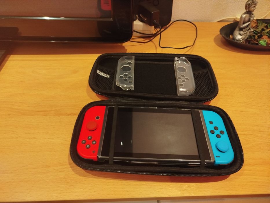 Nintendo switch NOVA (GARANTIA FNAC)
Comprada em Novembro na fnac ,uti