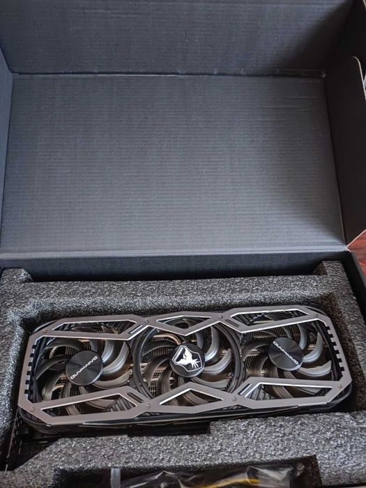 Відеокарта Gainward GeForce RTX 3070 Ti Phenix